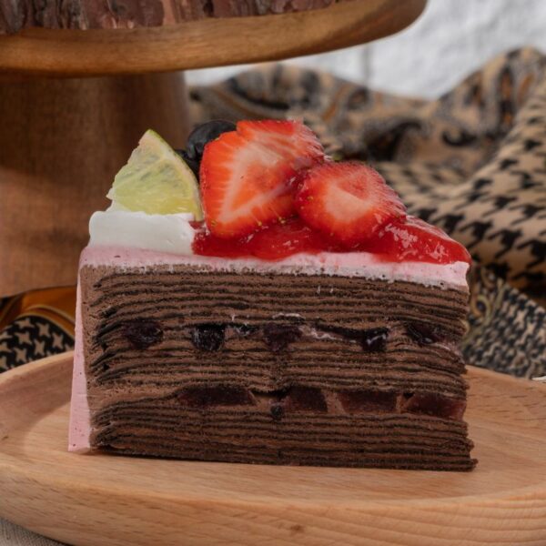 Antioxidant Berries Chocolate Yogurt Crêpe - Image 3